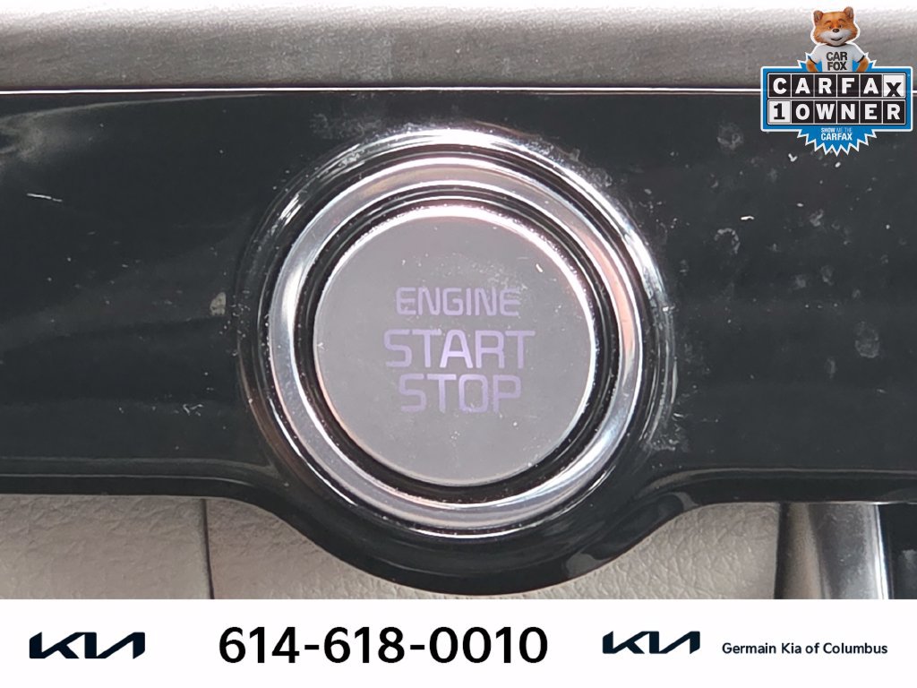 Used 2022 Kia Carnival EX FWD image 31