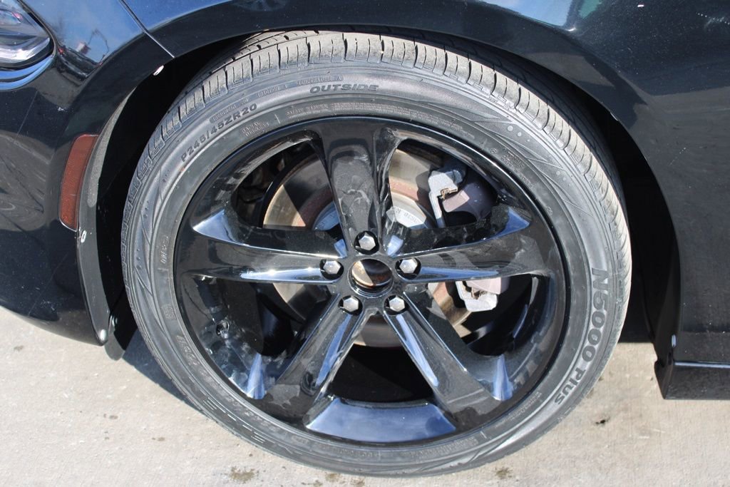 Used 2017 Dodge Charger R/T image 11