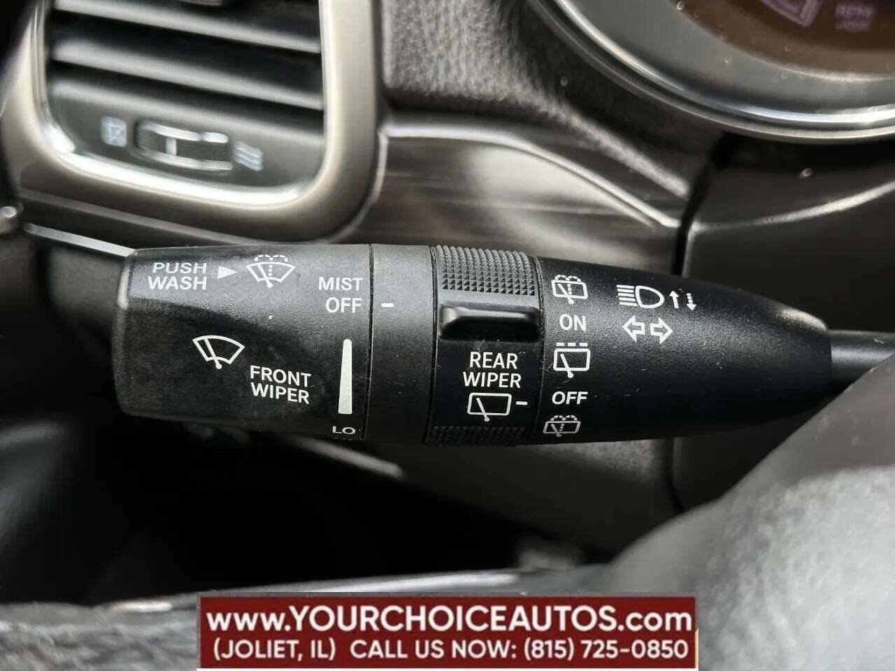 Used 2019 Jeep Grand Cherokee Limited AWD/4WD image 29