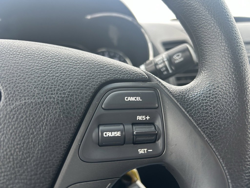 Used 2018 Kia Forte LX image 17