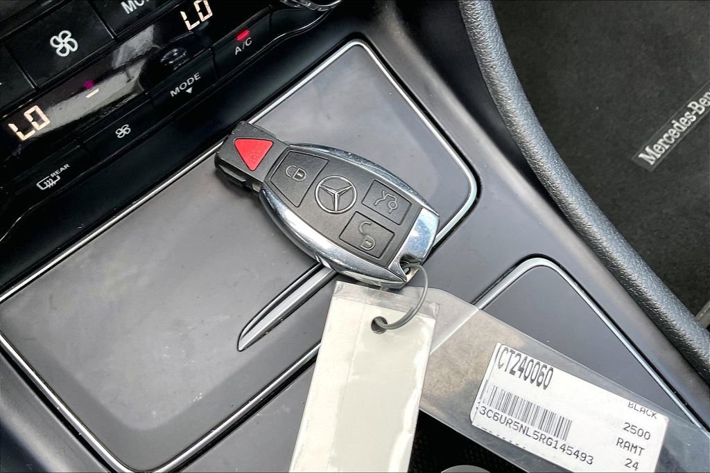 Used 2019 Mercedes-Benz GLA 250 4MATIC image 36