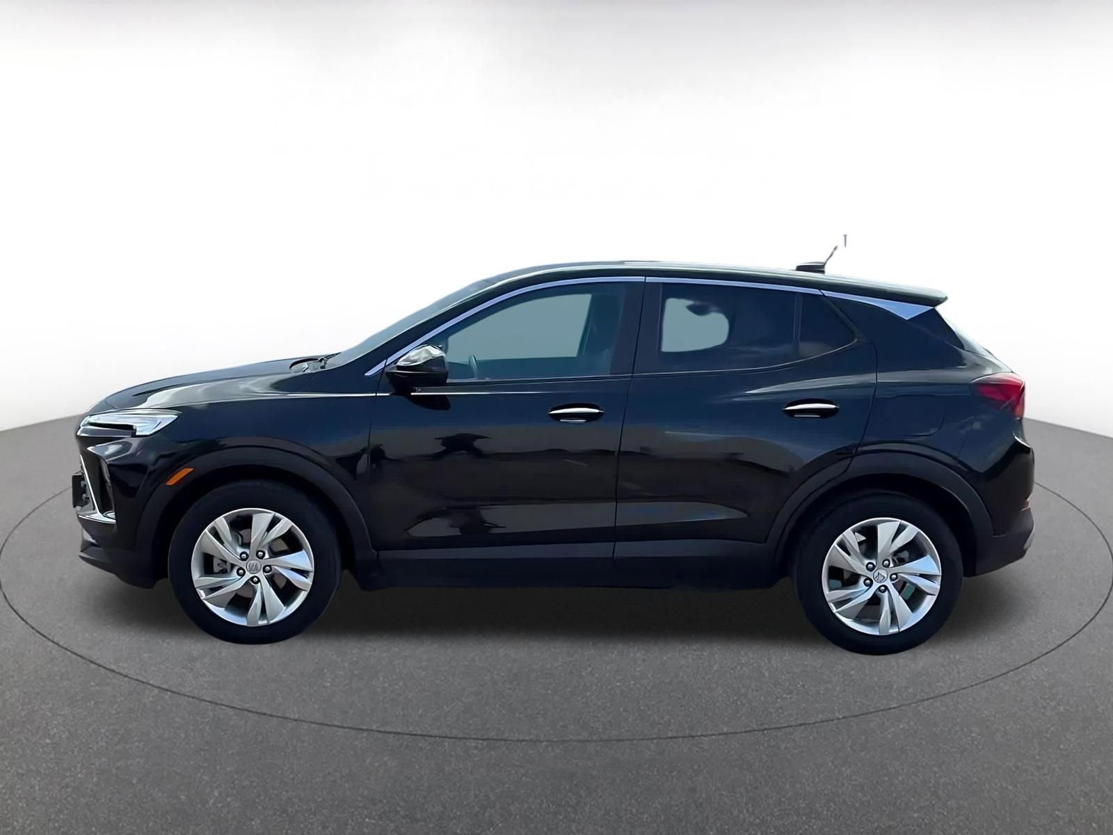 Used 2025 Buick Encore GX Preferred image 9