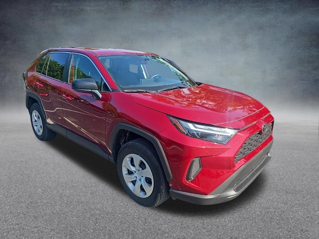Used 2025 Toyota RAV4 LE AWD/4WD image 10