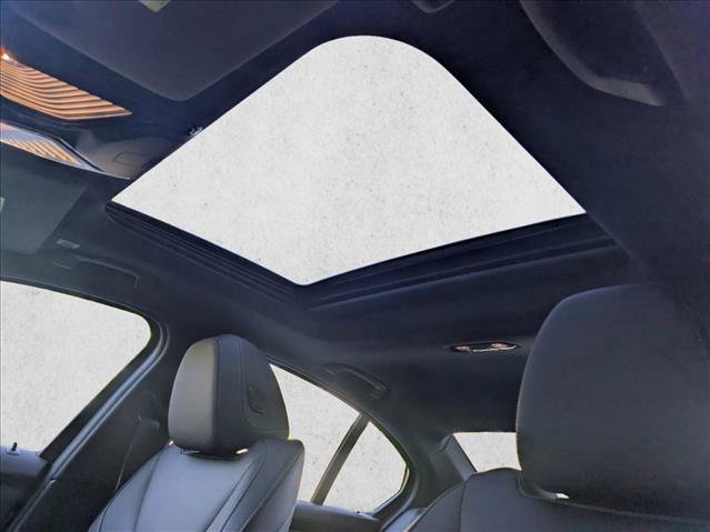 Used 2025 BMW 330i Sedan w/ Premium Package RWD image 15