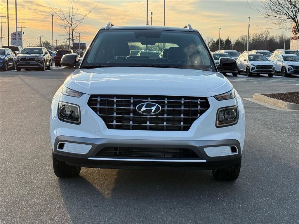 Used 2026 Hyundai Venue SEL image 8