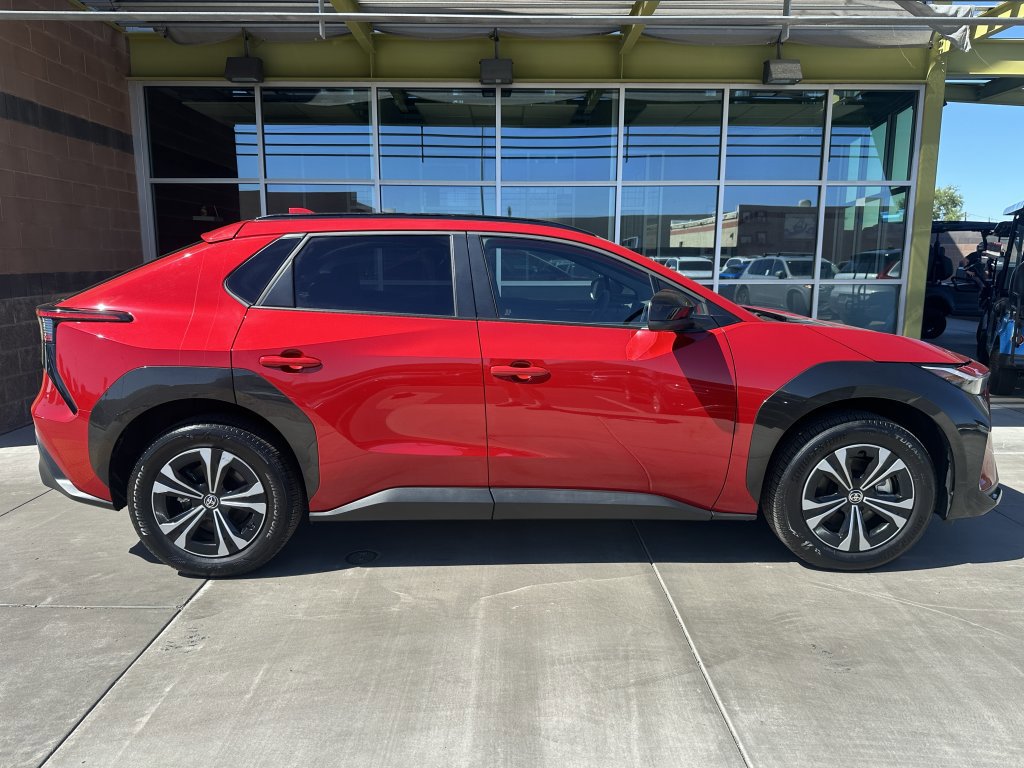 Used 2024 Toyota bZ4X XLE w/ Weather Package image 7