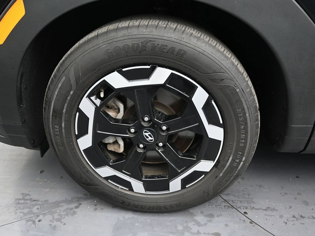 Used 2025 Hyundai Santa Fe SEL AWD/4WD image 9