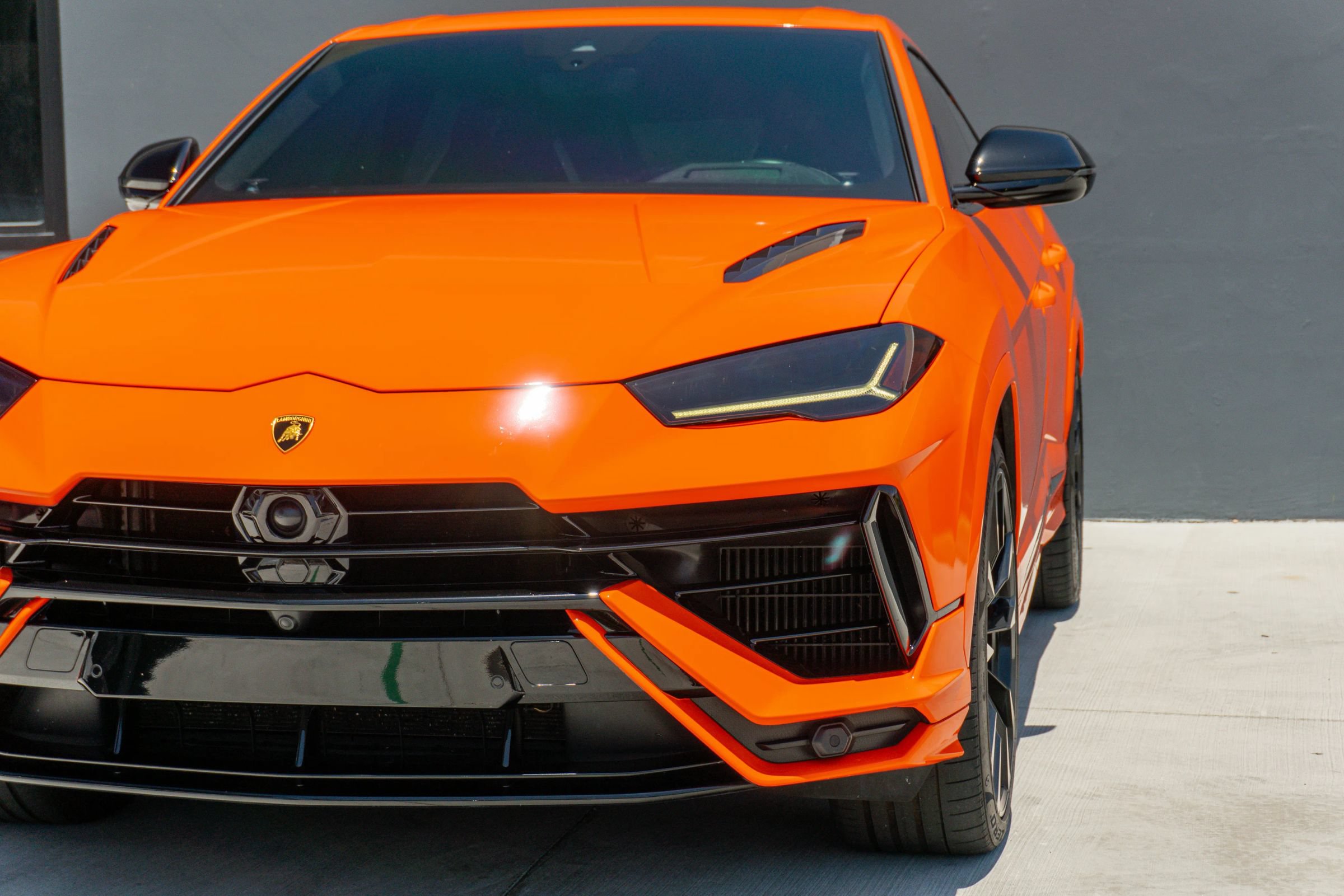 Used 2023 Lamborghini Urus S AWD/4WD image 27