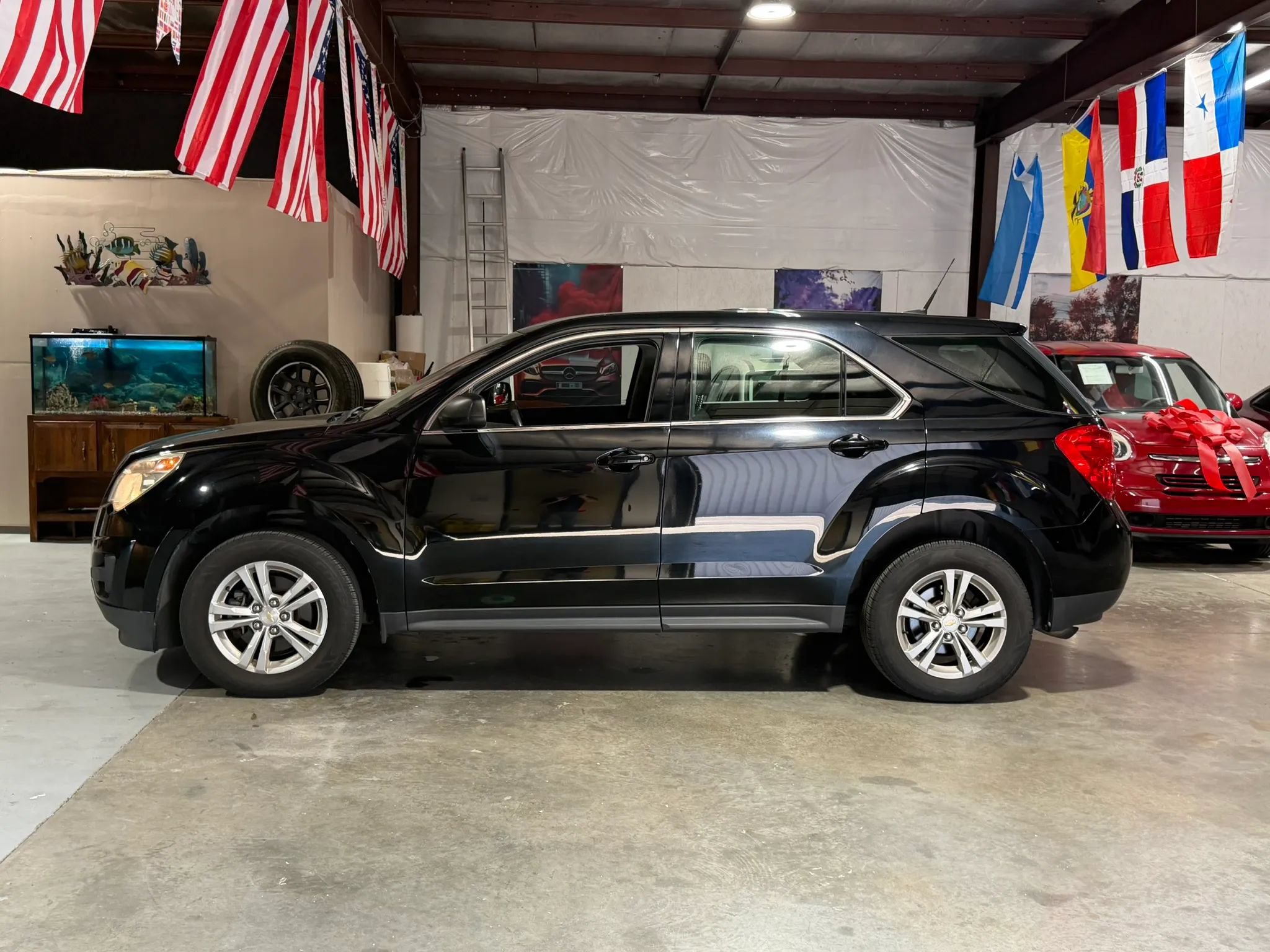 Used 2011 Chevrolet Equinox LS AWD/4WD image 4
