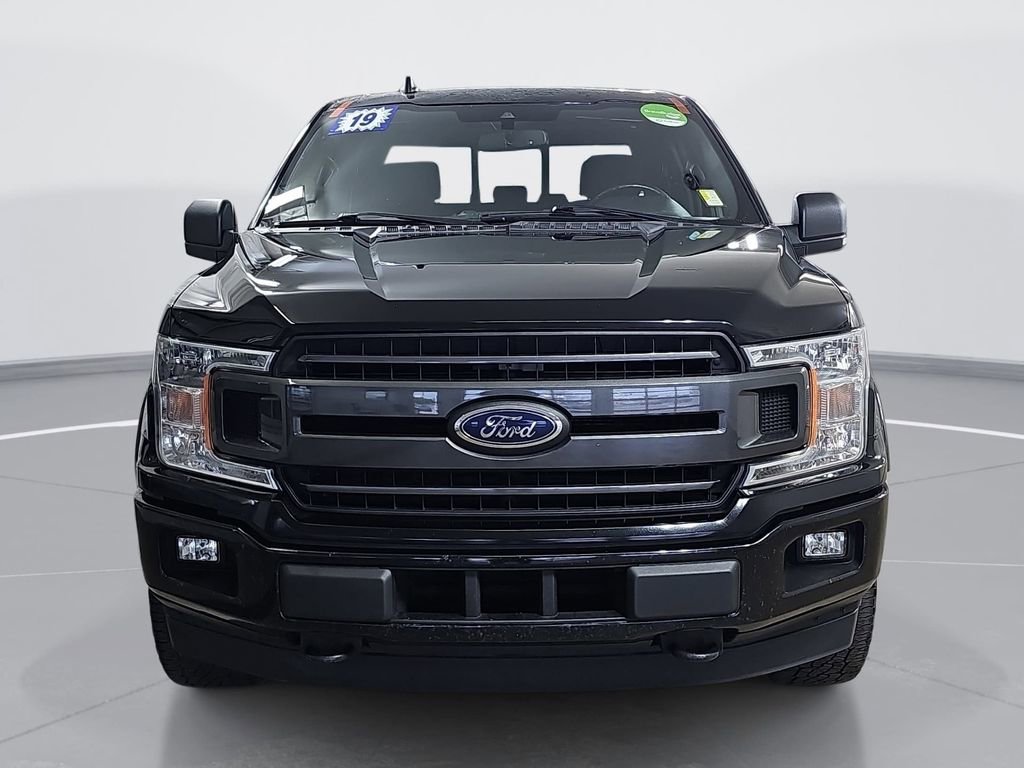 Used 2019 Ford F150 XLT w/ Equipment Group 302A Luxury AWD/4WD image 10