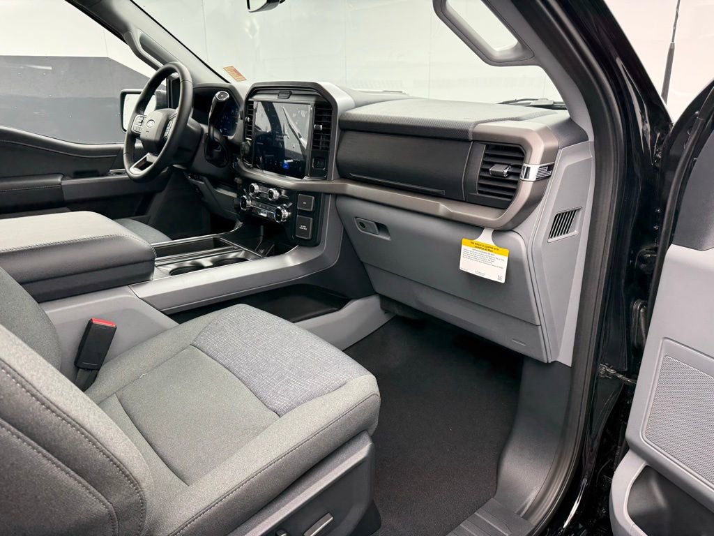 New 2026 Ford F150 XLT w/ Equipment Group 302A MID image 51