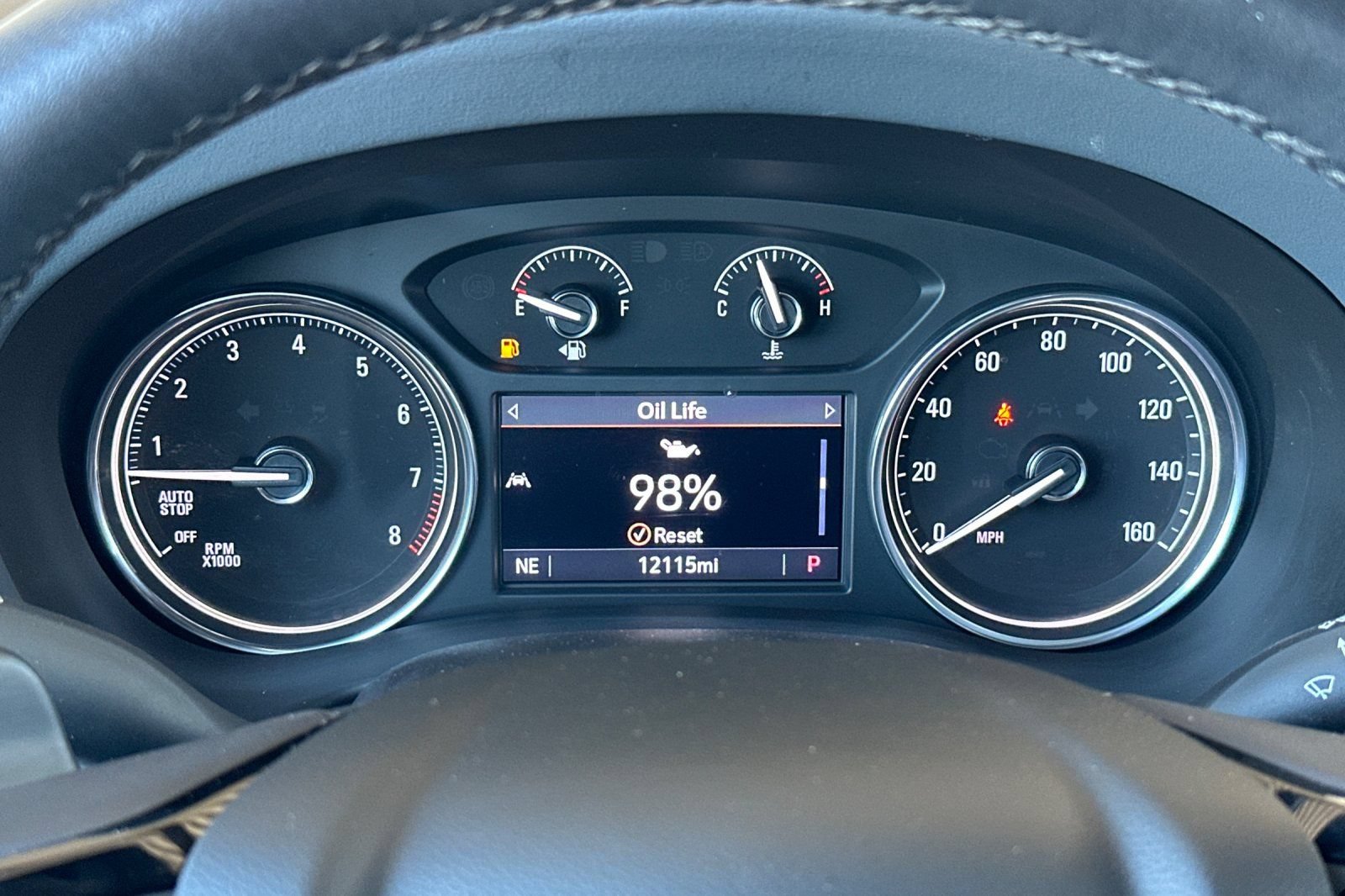 Used 2023 Buick Enclave Essence FWD image 34