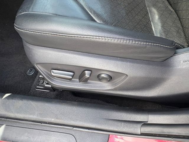 Used 2018 Toyota Camry XSE image 22