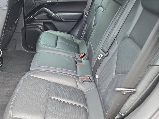 Used 2013 Porsche Cayenne AWD/4WD image 18