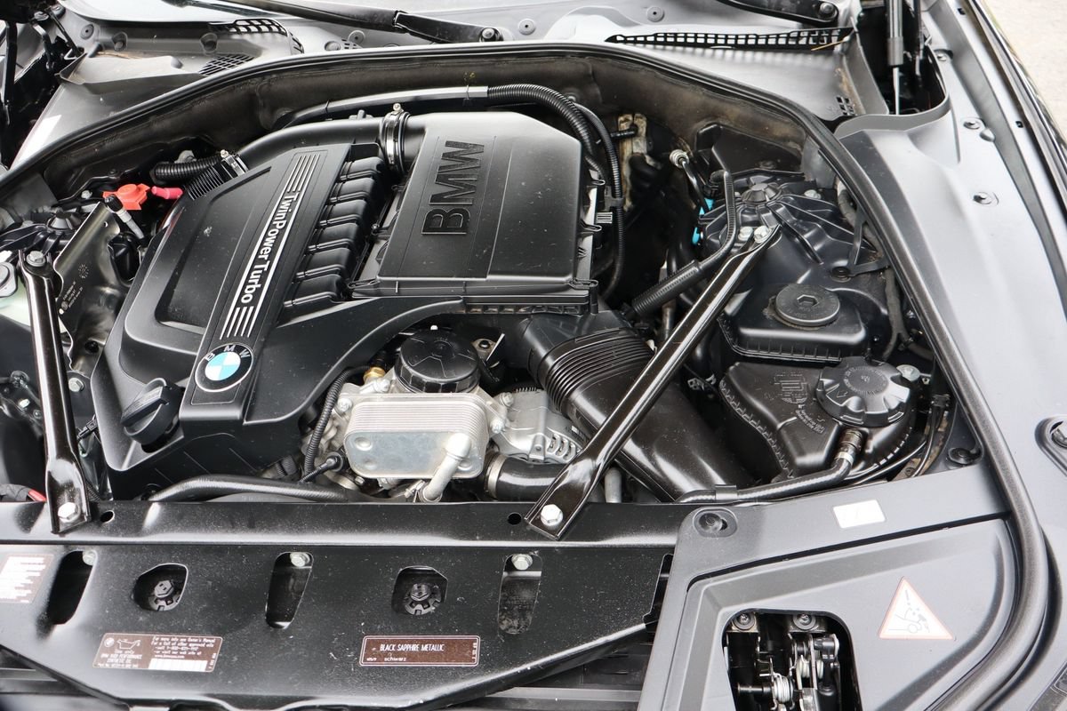 Used 2011 BMW 535i xDrive Sedan AWD/4WD image 41