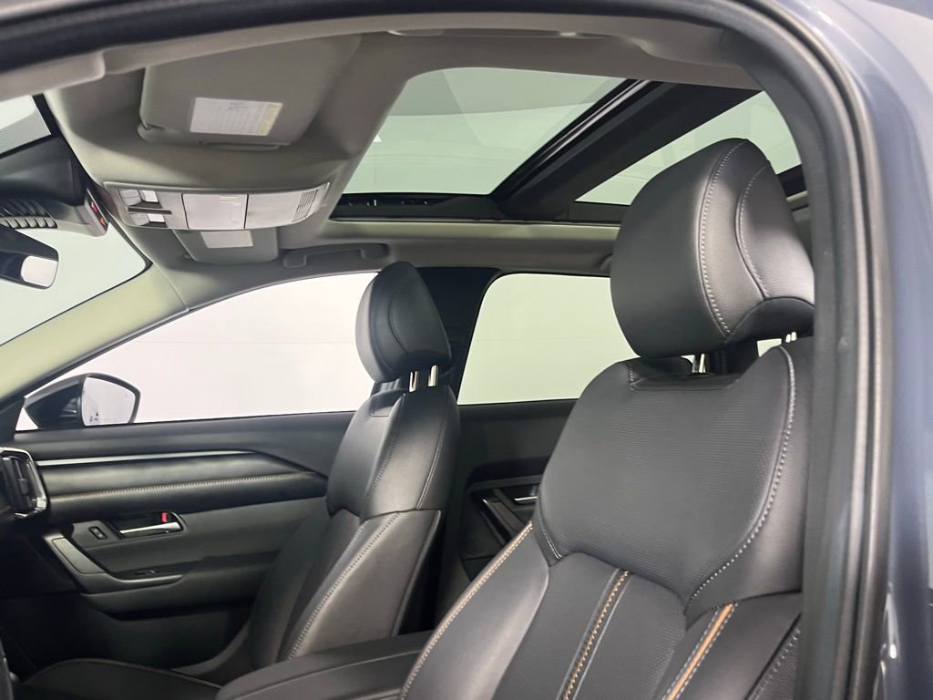 Used 2025 MAZDA CX-50 AWD 2.5 S w/ Premium Plus Pkg image 21