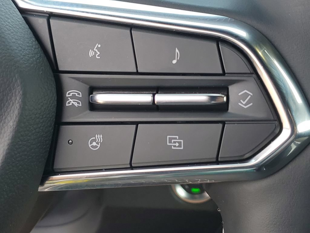 Used 2025 Chevrolet Traverse LT w/ Driver Confidence Package AWD/4WD image 13
