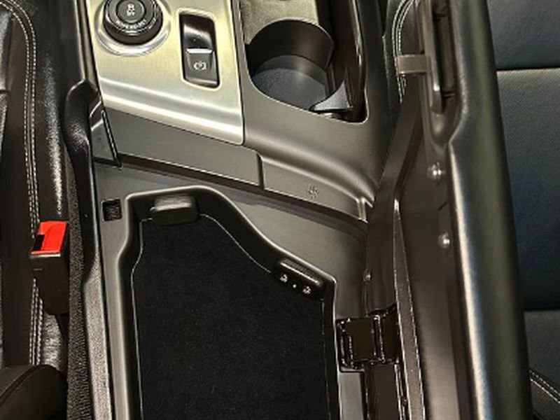 Used 2019 Chevrolet Corvette Stingray Coupe w/ 1LT image 35