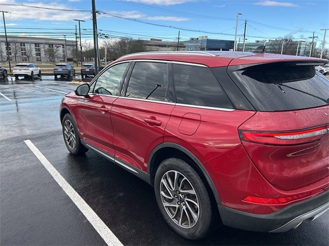 Used 2020 Lincoln Corsair FWD w/ Equipment Group 101A image 4