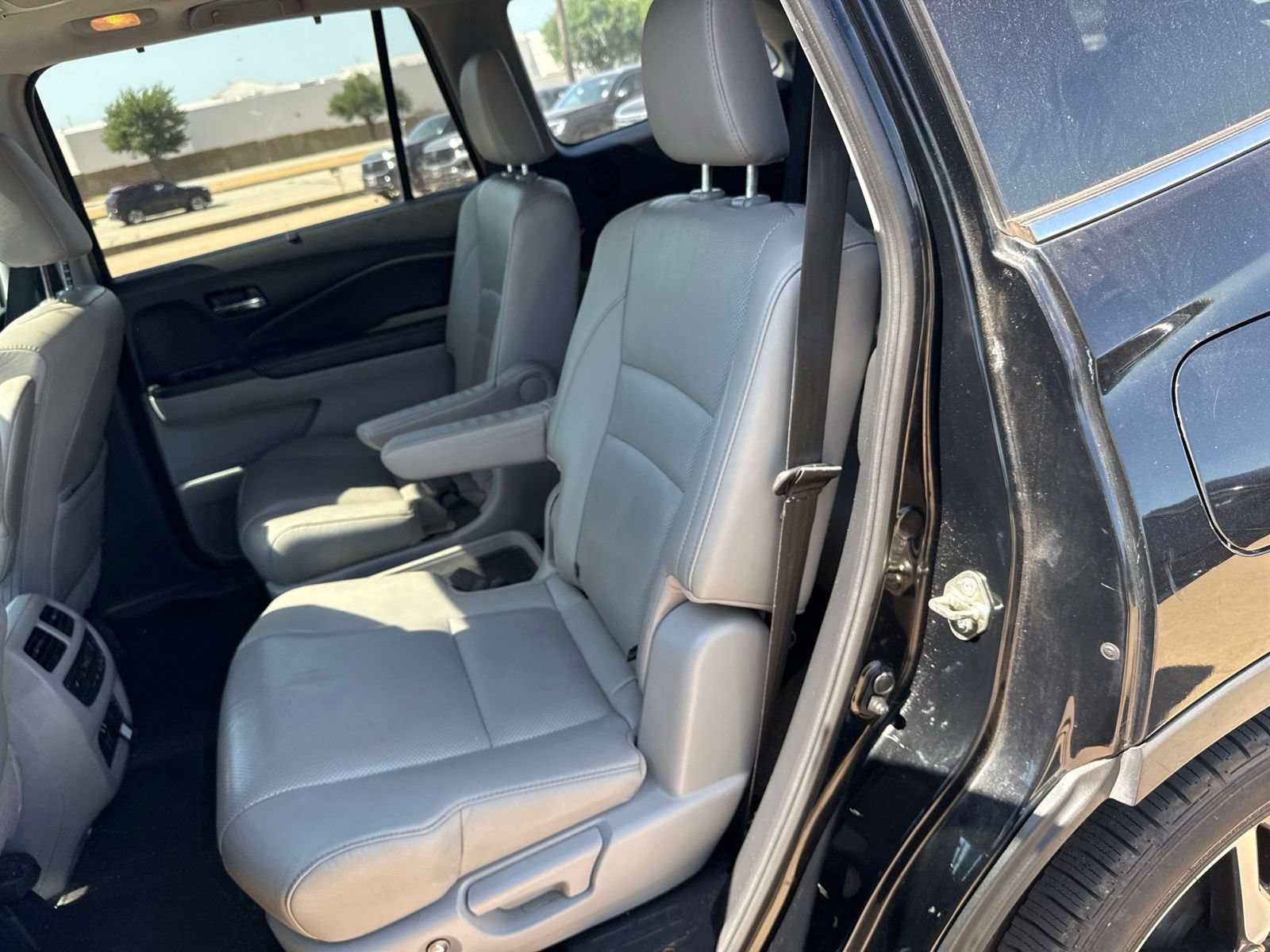 Used 2019 Honda Pilot Elite image 11
