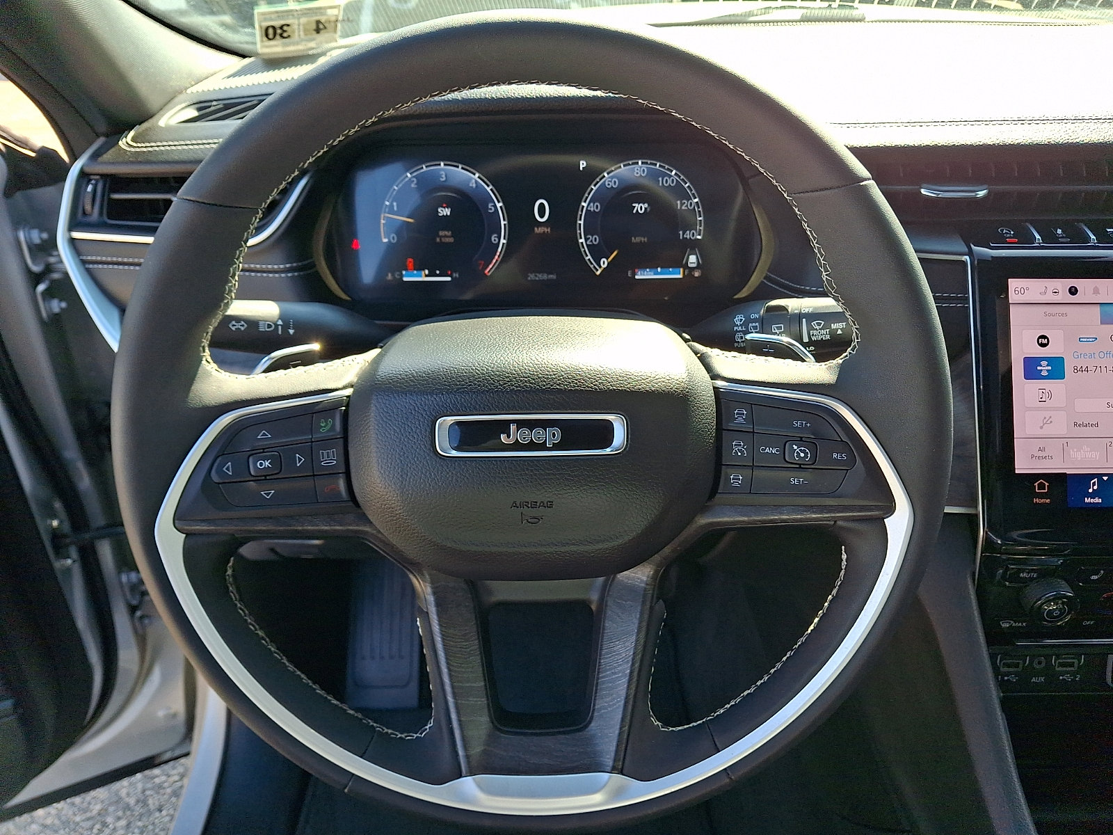 Used 2025 Jeep Grand Cherokee L Limited AWD/4WD image 22