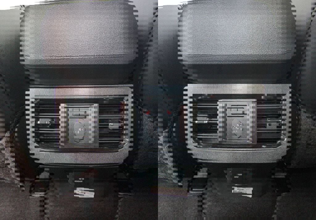 New 2026 Ford F350 Platinum image 17