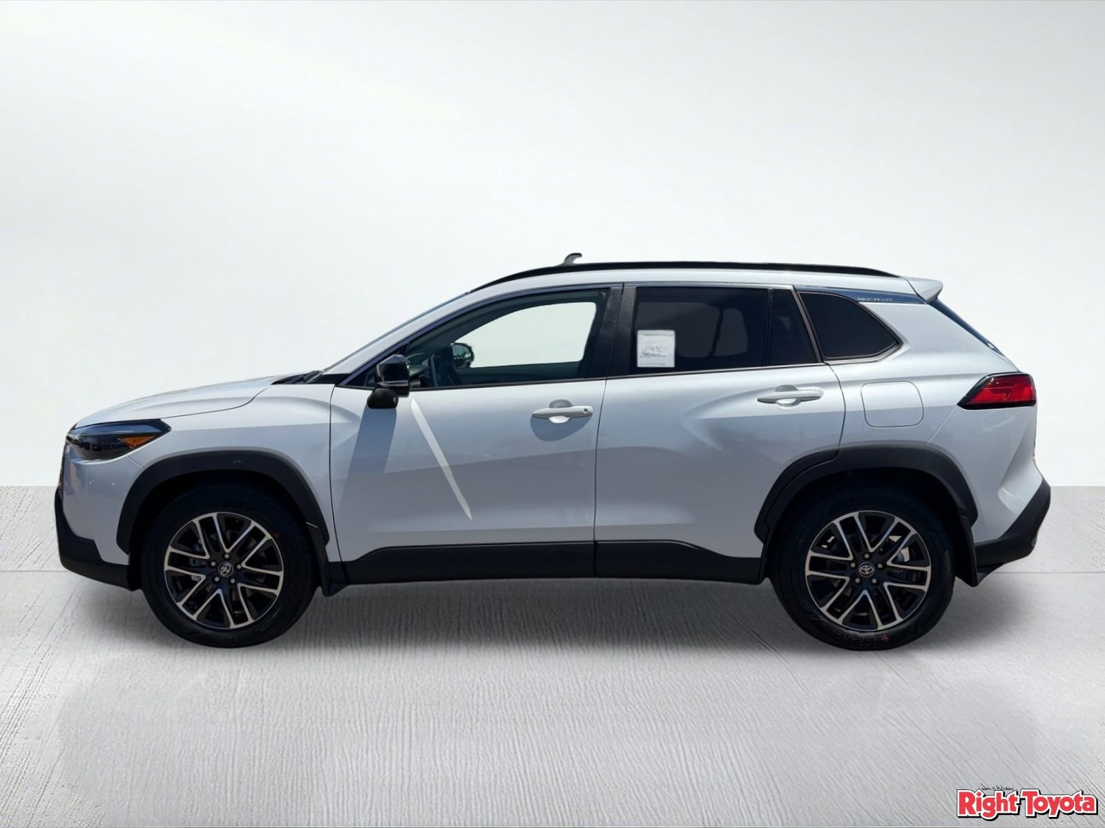 New 2026 Toyota Corolla Cross XLE FWD image 3