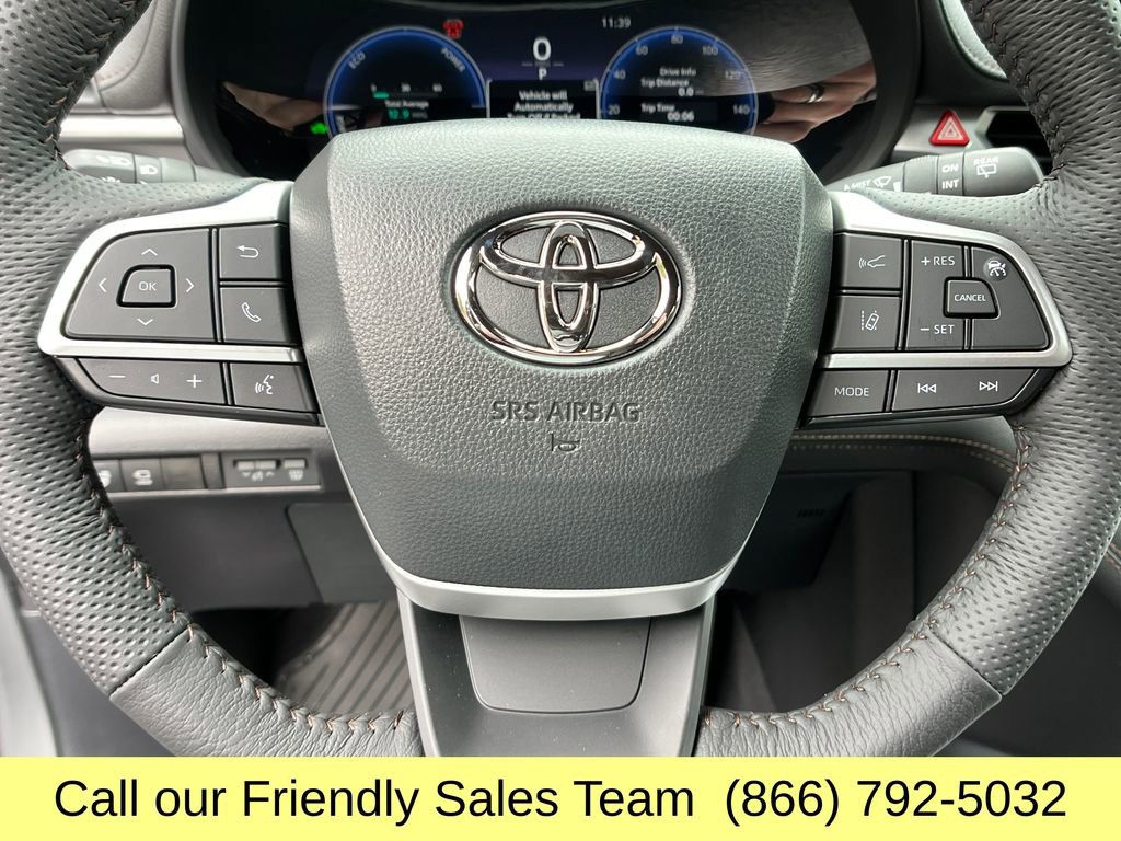 New 2026 Toyota Sienna Platinum image 14