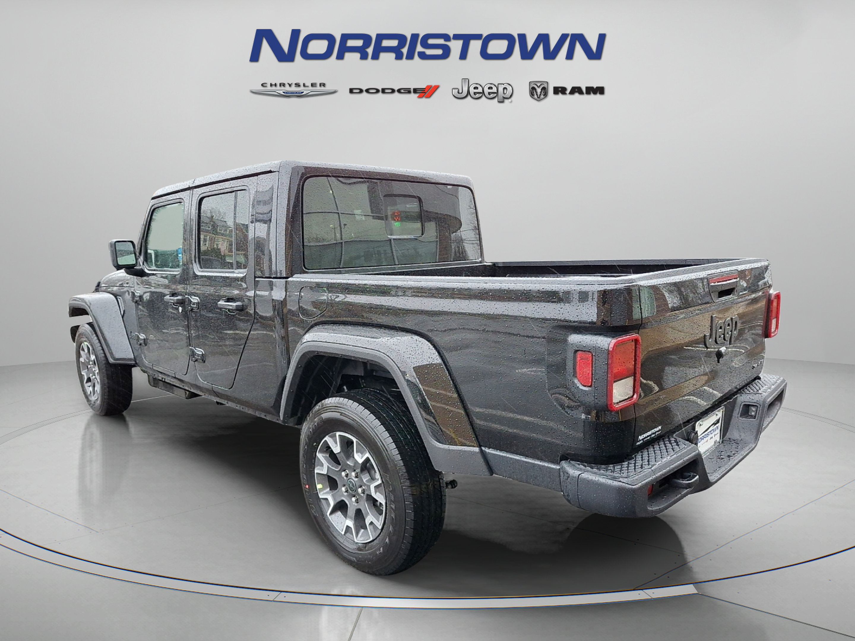 New 2026 Jeep Gladiator Overland AWD/4WD image 3