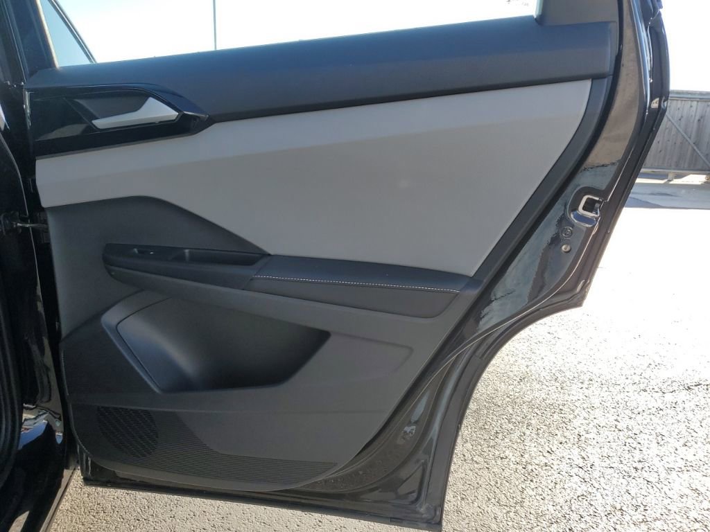 Used 2024 Volkswagen Taos S image 35