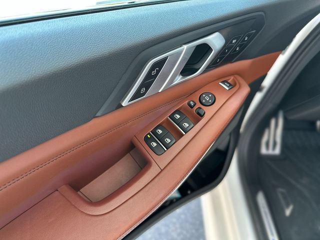 Used 2019 BMW X5 xDrive40i w/ M Sport Package AWD/4WD image 14