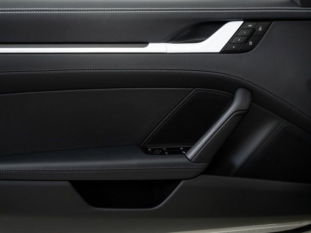 Certified 2026 Porsche 911 Targa 4 GTS image 6