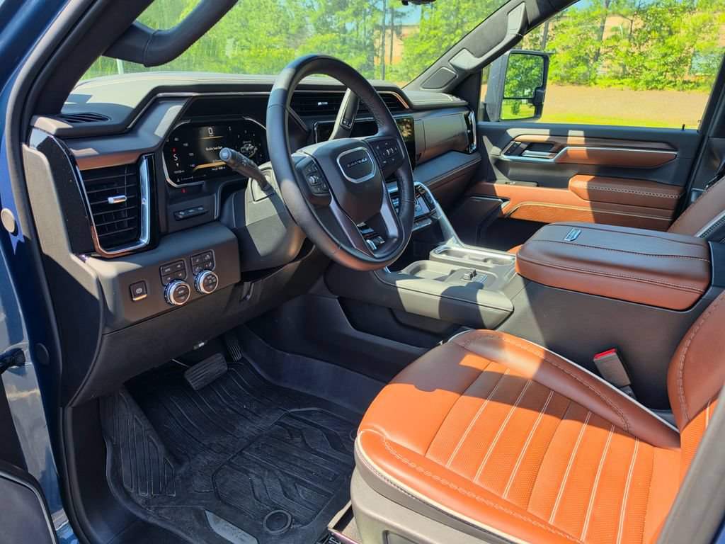 Used 2026 GMC Sierra 2500 Denali Ultimate AWD/4WD image 11
