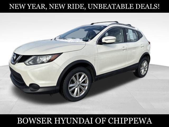 Used 2018 Nissan Rogue Sport SV image 1