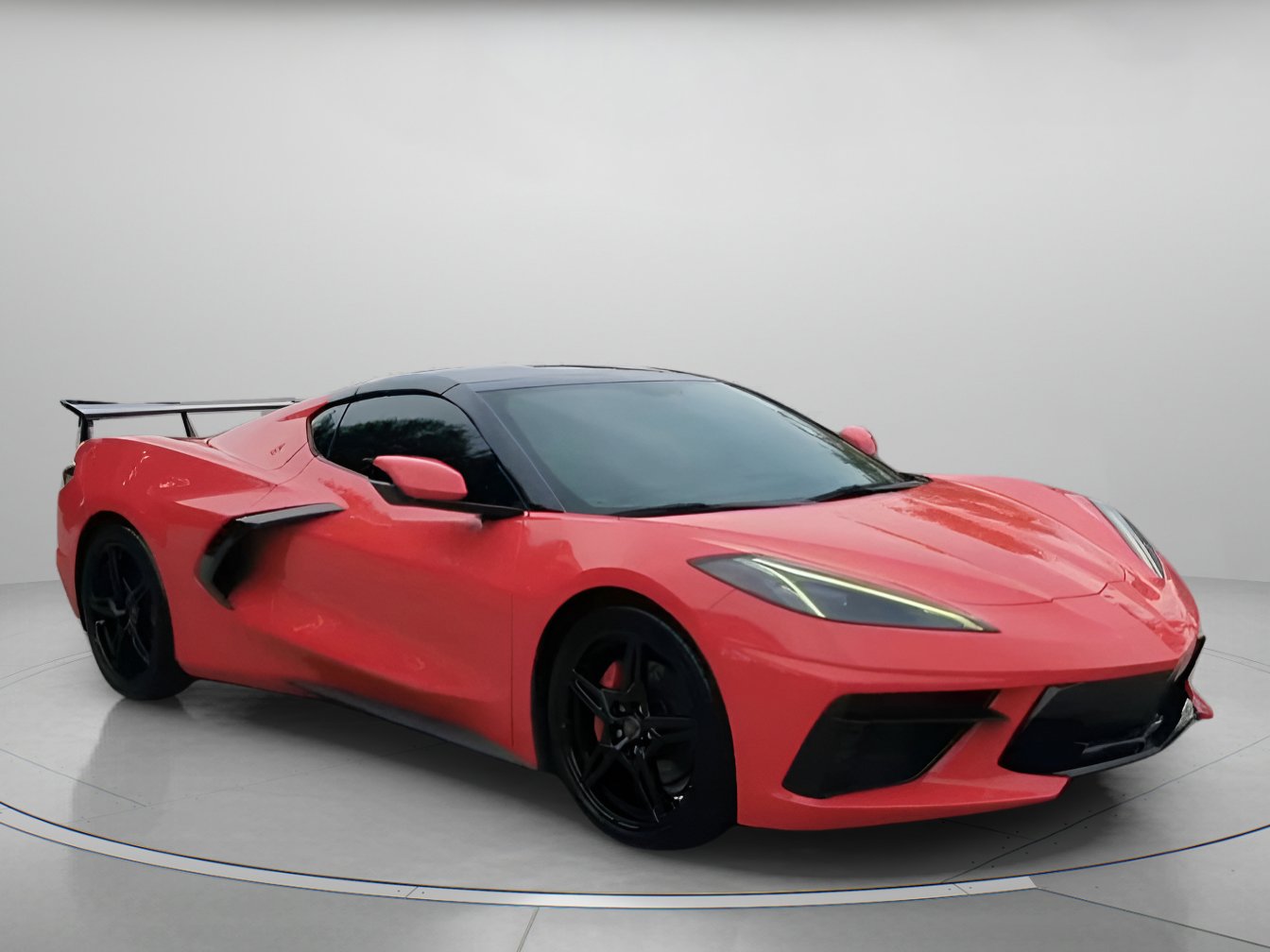 Used 2021 Chevrolet Corvette Stingray Coupe w/ 1LT RWD image 2