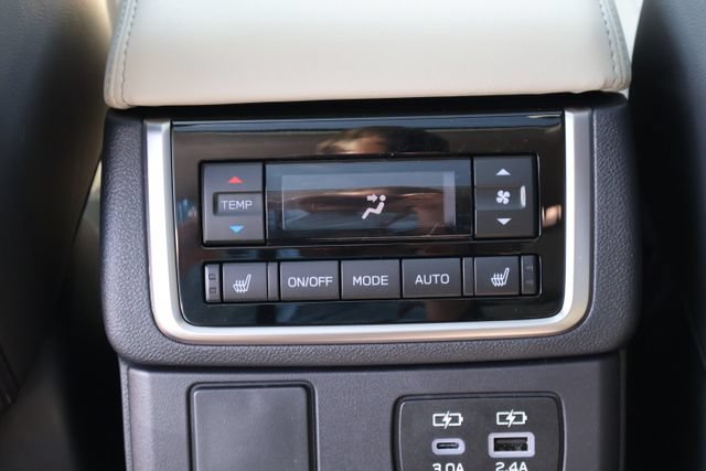 New 2026 Subaru Ascent Limited AWD/4WD image 16