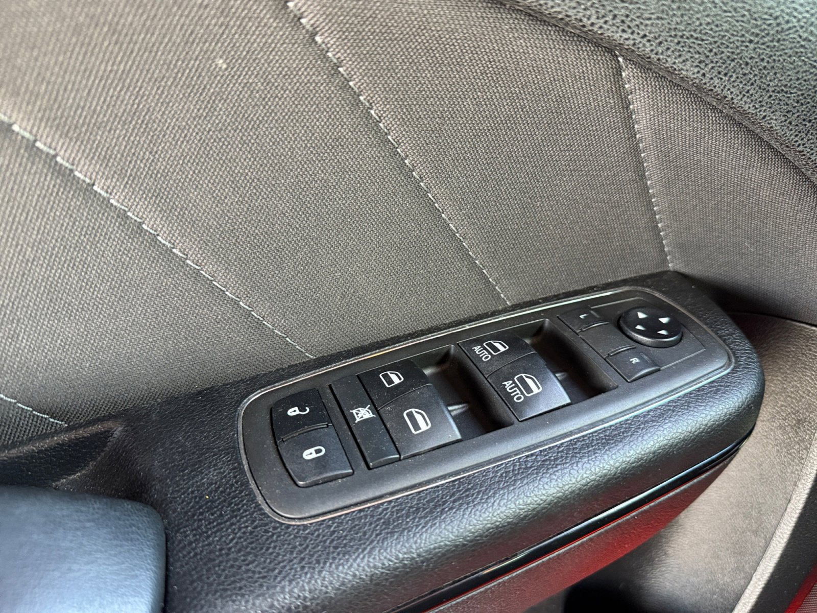 Used 2021 Dodge Charger SXT w/ Blacktop Package image 18