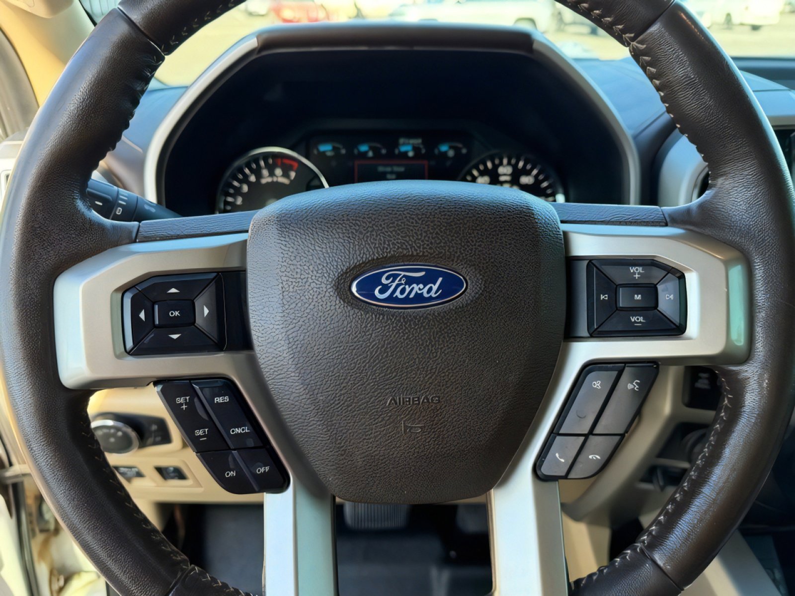 Used 2019 Ford F150 Lariat w/ Equipment Group 501A Mid image 30