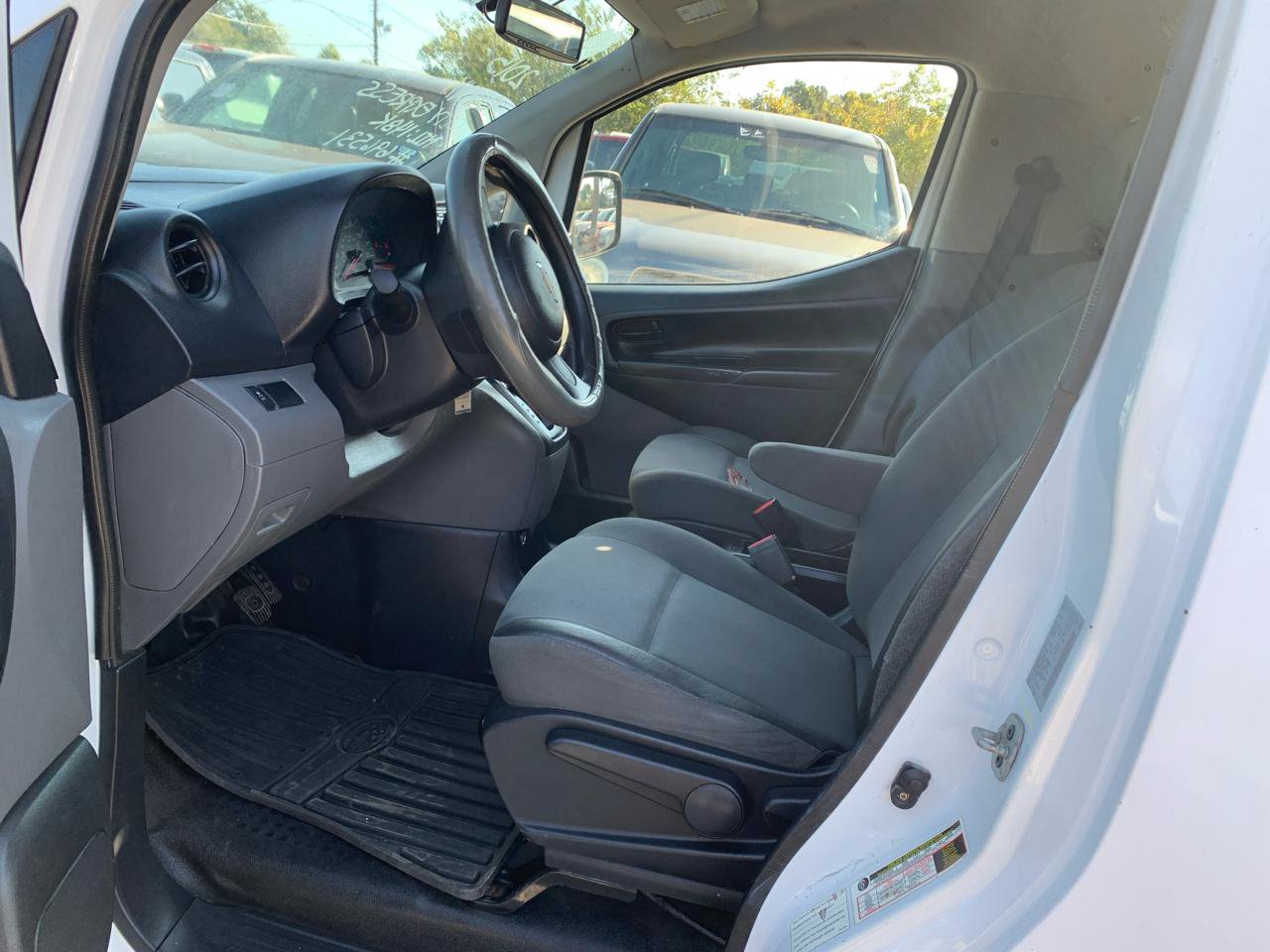 Used 2015 Chevrolet City Express LS FWD image 10