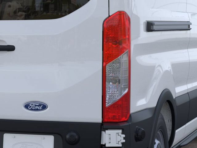 New 2026 Ford Transit 250 148 Medium Roof w/ Load Area Protection Package RWD image 21