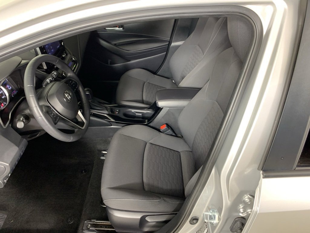 Used 2021 Toyota Corolla SE w/ Carpet Mat Package (TMS) image 25
