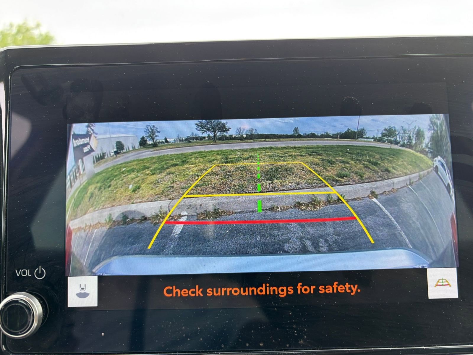 Used 2025 Toyota Camry LE image 23