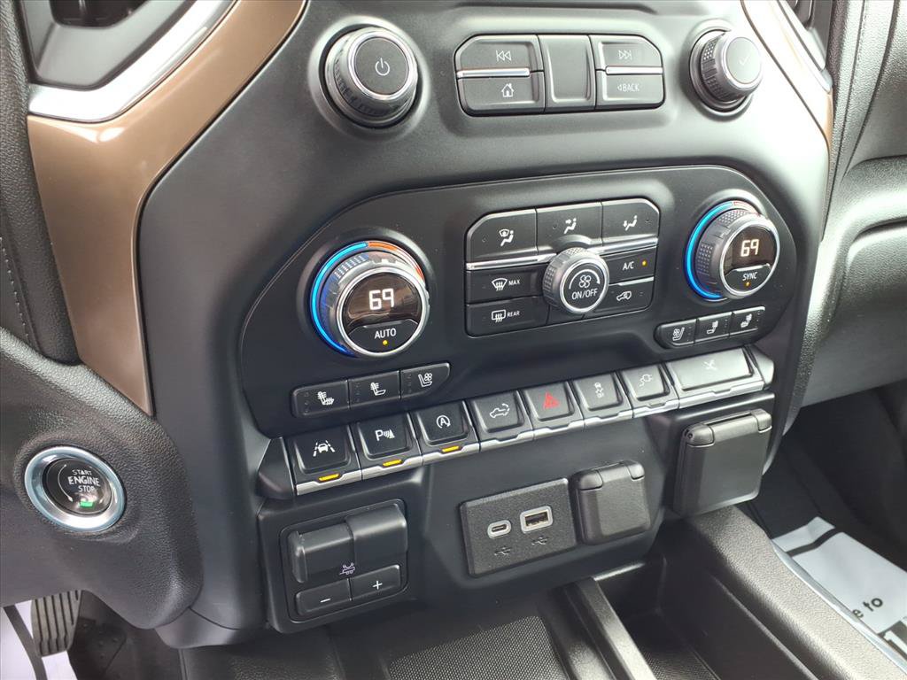 Used 2019 Chevrolet Silverado 1500 High Country AWD/4WD image 13