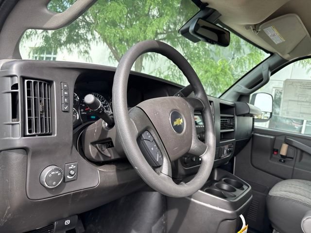 New 2026 Chevrolet Express 2500 Extended w/ Driver Convenience Package RWD image 10