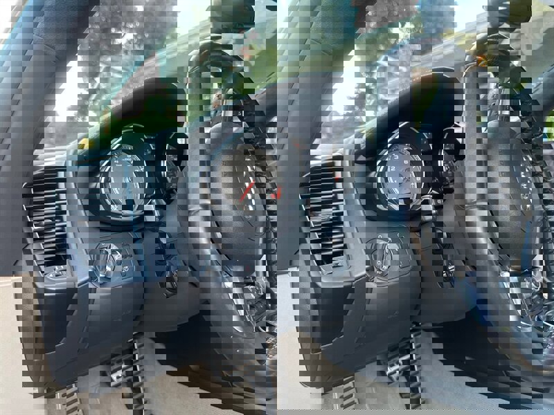 Used 2009 Audi R8 V8 w/ Enhanced Leather Pkg image 16