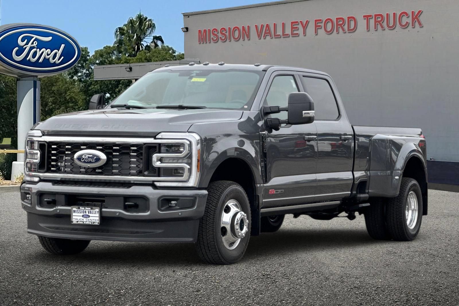 New 2026 Ford F350 Platinum AWD/4WD image 8