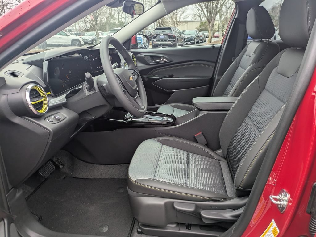 New 2026 Chevrolet Trax LT FWD image 20