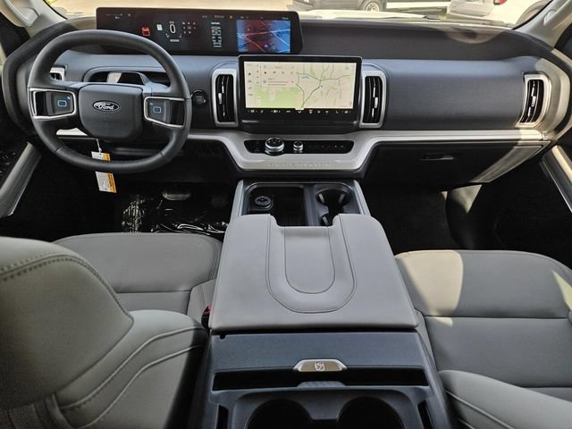 New 2027 Ford Expedition Active RWD image 18