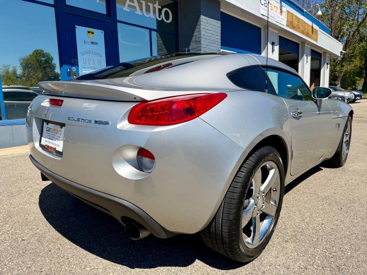 Used 2009 Pontiac Solstice GXP w/ Premium Package RWD image 10