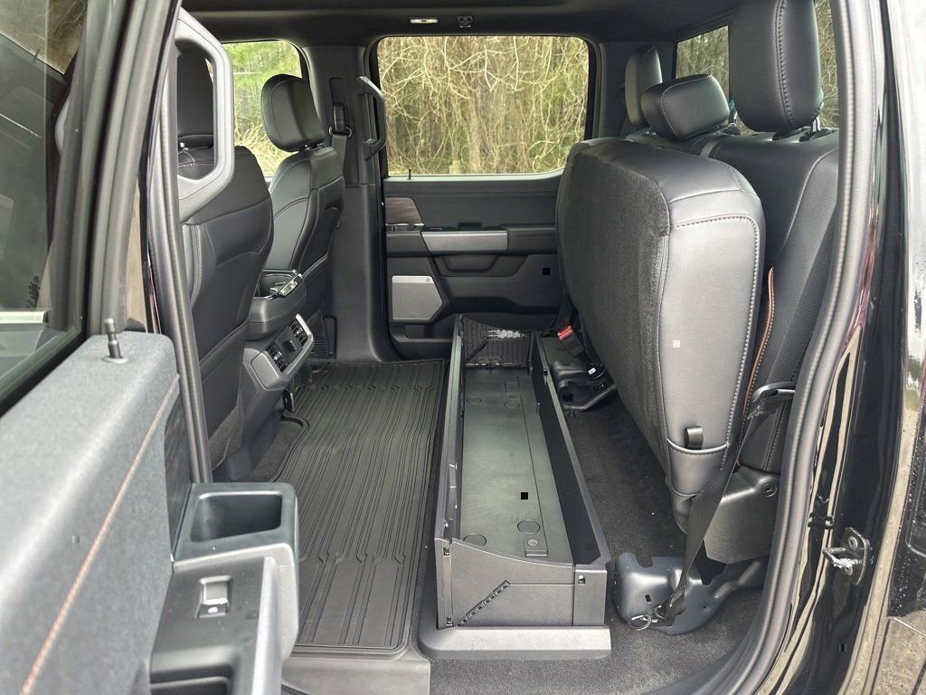 New 2025 Ford F150 Lariat w/ Equipment Group 501A Mid image 36